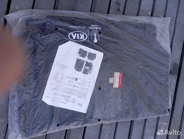 Коврики салона текстиль Ф Поло от 20г и Киа Рио