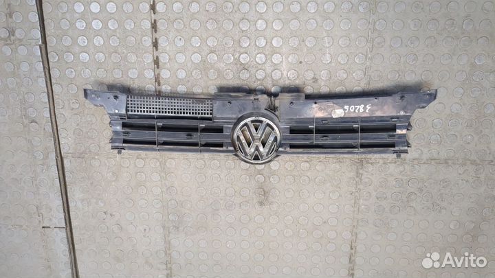 Решетка радиатора Volkswagen Golf 4, 2001