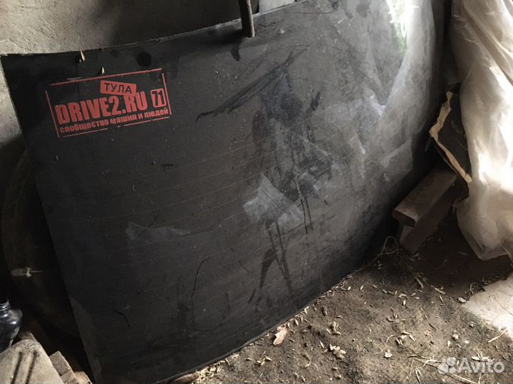 Заднее стекло galant