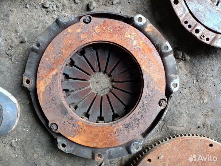 Корзина сцепления Mazda 626 GE FS