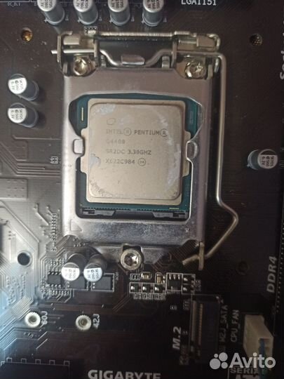 Материнская плата с процессором