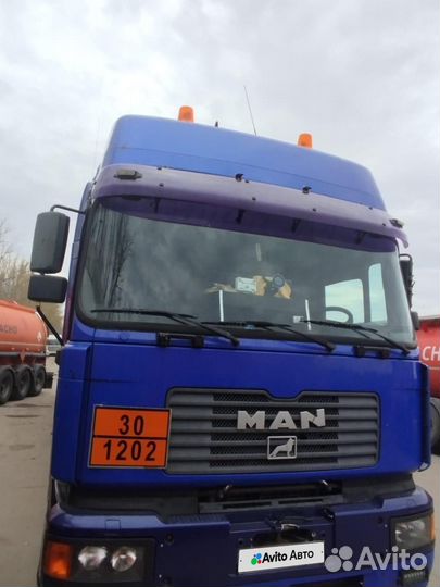 MAN 19.464 с полуприцепом, 2000