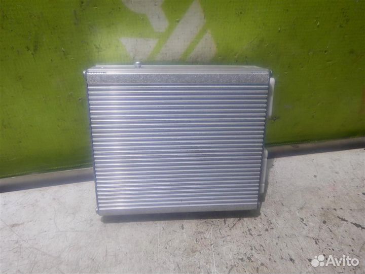 Усилитель акустической системы Тойота Хайлендер