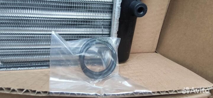 Радиатор охлаждения Nissens 65281A