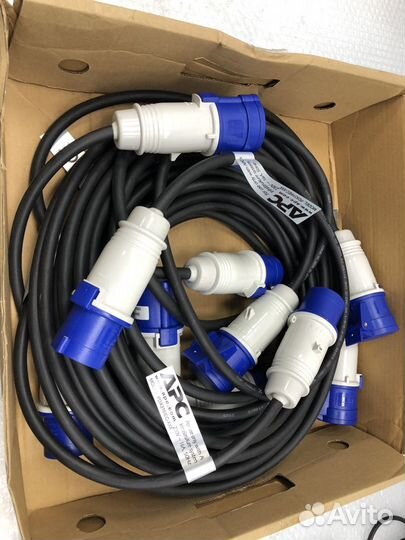 APC Кабель APC PDX316IEC-720