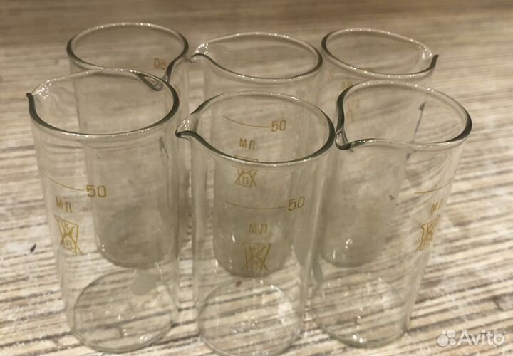 Лабораторные стаканы, цилиндр, ступки