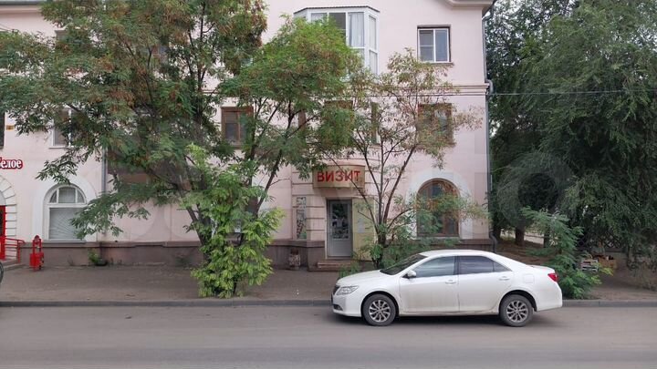 Помещение на Столетова с фасадом, 79.6 м²