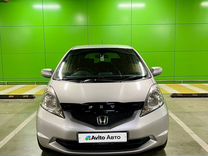 Honda Fit 1.3 AT, 2009, 301 000 км, с пробегом, цена 750 000 руб.