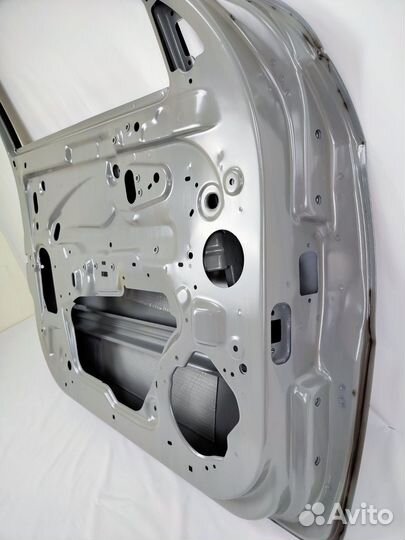 Дверь передняя левая Веста