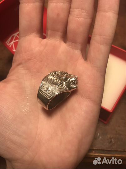 Серебряное кольцо Лев