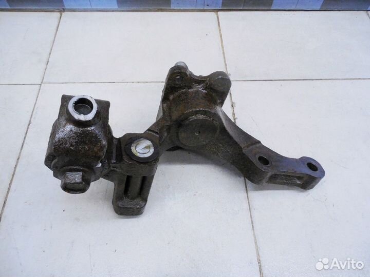 Кулак поворотный задний правый Sportage 2004-2010