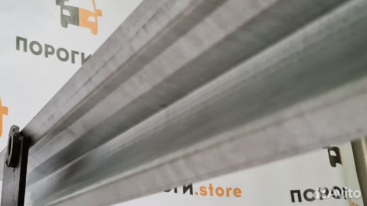 Кузовной порог левый Ford Transit