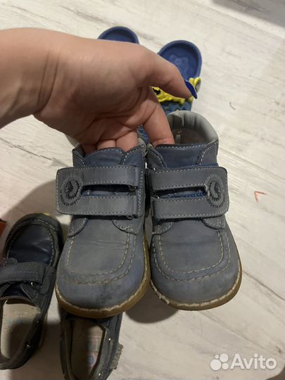 Продам мальчиковую обувь