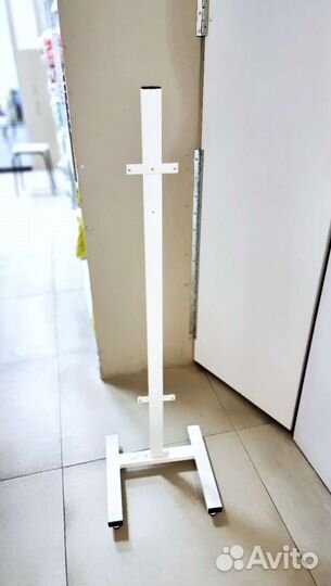 Стойка держатель для облучателя рециркулятора