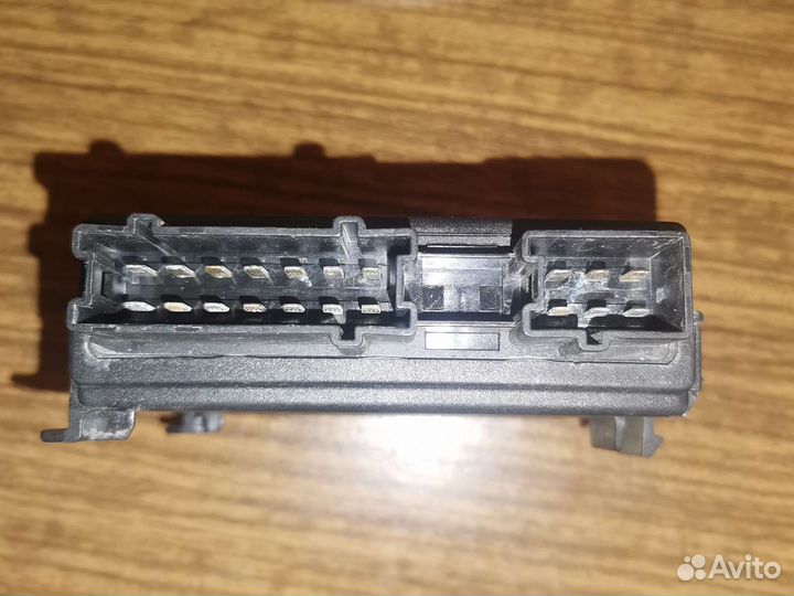 Блок управления крышкой багажника ML164/GL/R