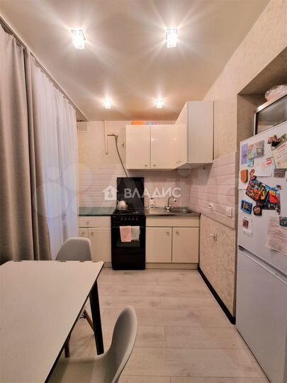 2-к. квартира, 42,2 м², 1/4 эт.