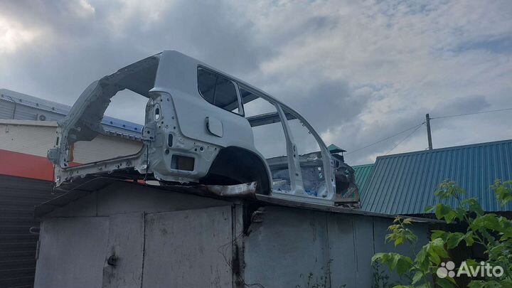 Кузов toyota land cruiser 200