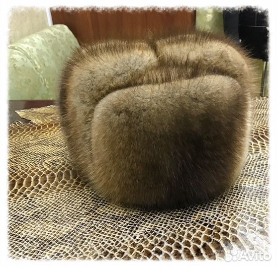 Продам новые мужские шапки