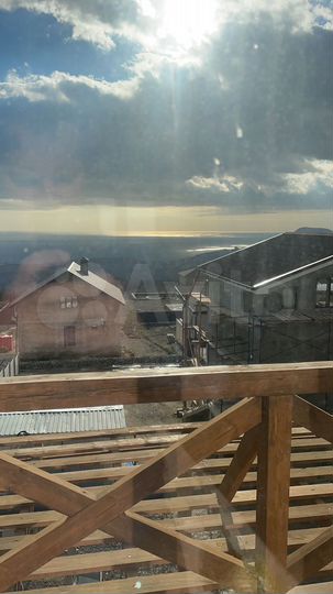 Дом 210 м² на участке 5 сот.