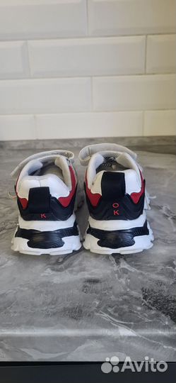 Кроссовки для девочки 34 размер