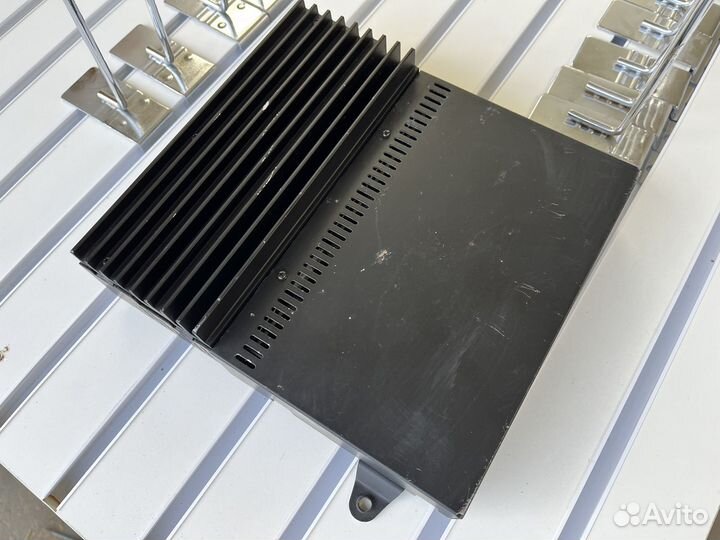 Усилитель BMW штатный