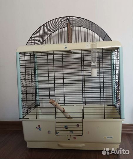 Большая клетка для птиц