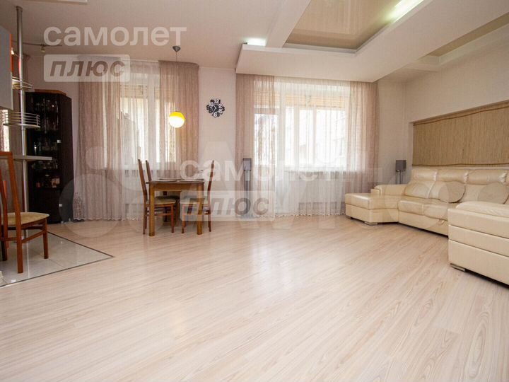 3-к. квартира, 110 м², 3/3 эт.