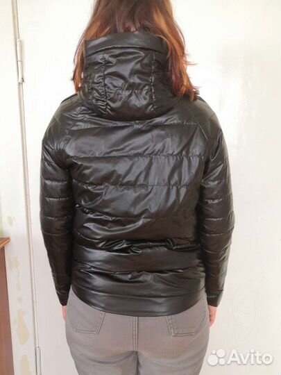 Куртка женская 44-46 (М) деми