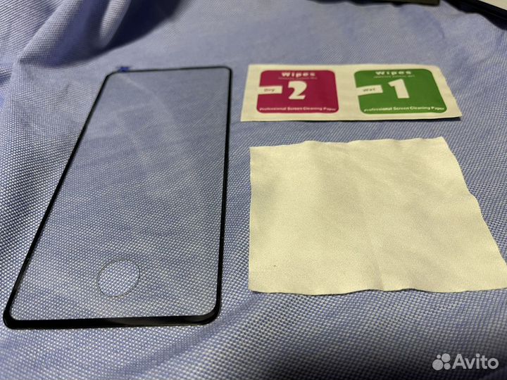 Новое защитное стекло для Samsung Galaxy S10 Plus