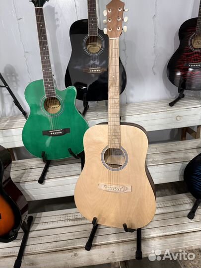 Акустическая гитара Amistar Натуральная