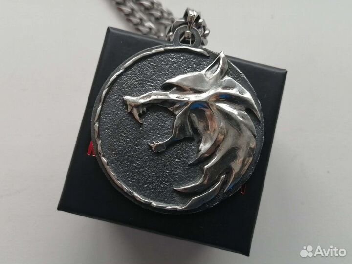 Медальон Ведьмака