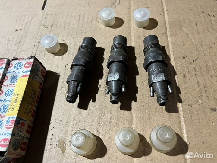 Форсунка топливная Audi Volkswagen