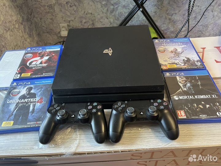 Sony playstation 4 PS4 pro 1tb с играми