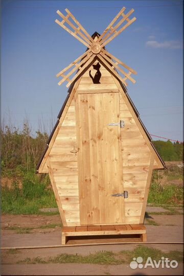 Уличный туалет деревянный HME562