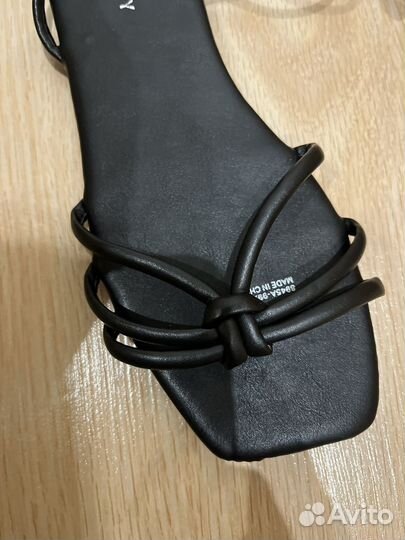 Сандалии женские