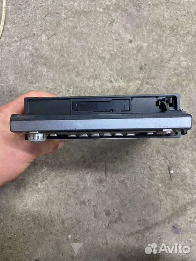 Магнитола JVC KD-S795