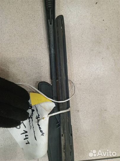 Поводок стеклоочистителя передний левый Hyundai A