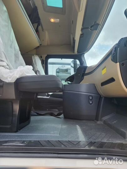 Mercedes-Benz Actros, 2023