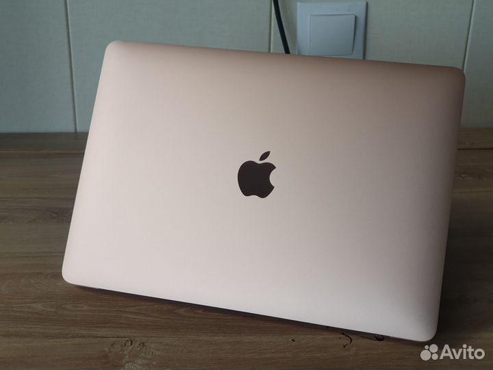 Apple macbook air 13 2020 m1