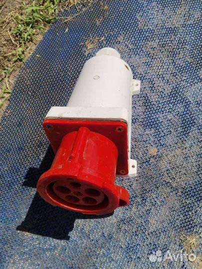 Розетка силовая 380в