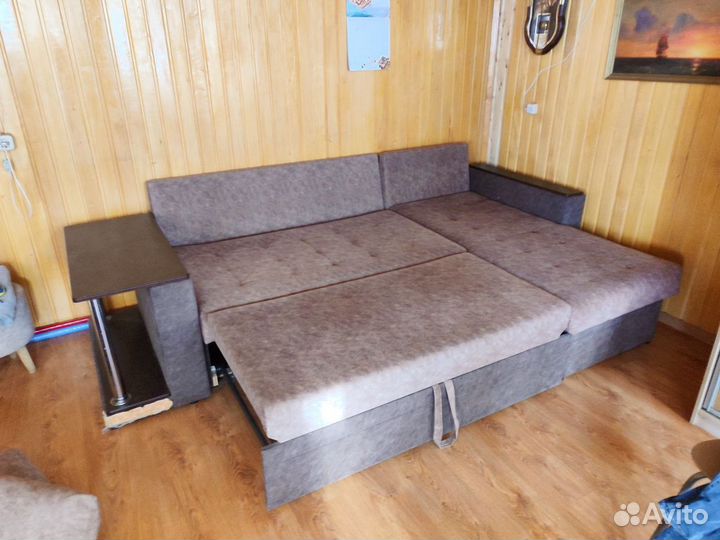 Большой угловой диван бу