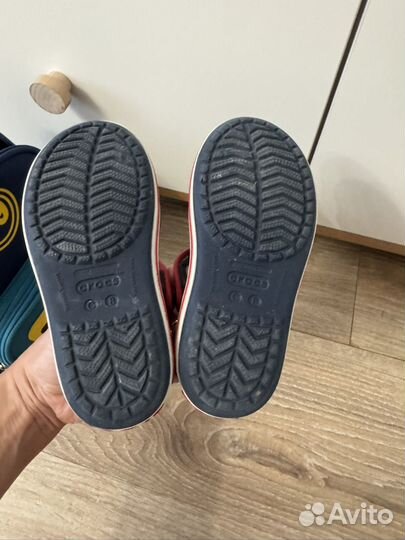 Сандали crocs c8