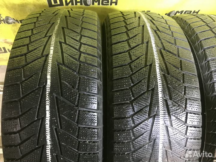 Hankook Winter I'Cept IZ2 215/60 R16