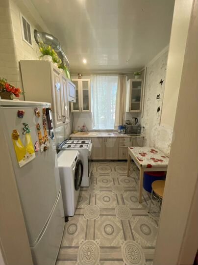 2-к. квартира, 43 м², 1/2 эт.