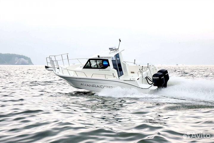 Катер Avanraid F320 Fishmaster с Suzuki 2хDF200ATX