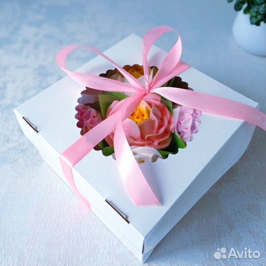 Зефирный букет в коробке/подарок/пионы/гортензии