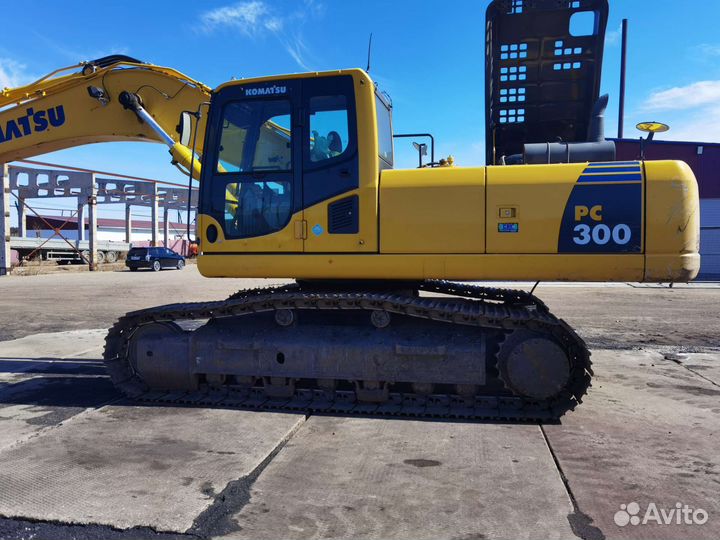 Сдам в аренду экскаватор