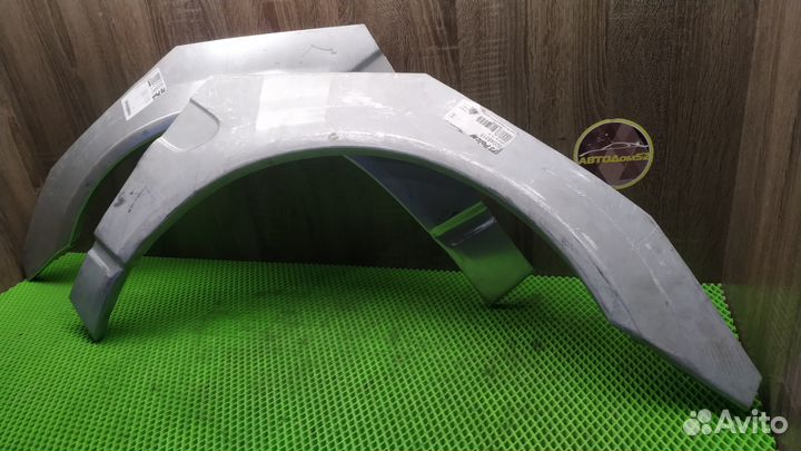 Арка заднего крыла Mercedes CLK C208 97-03