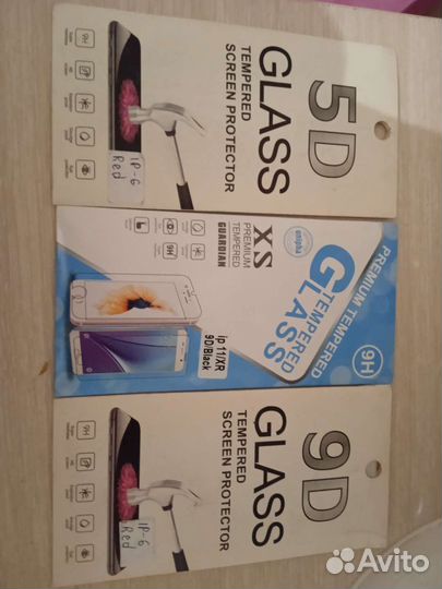 Защитные стёкла на iPhone 6 и хз но тоже на айфон