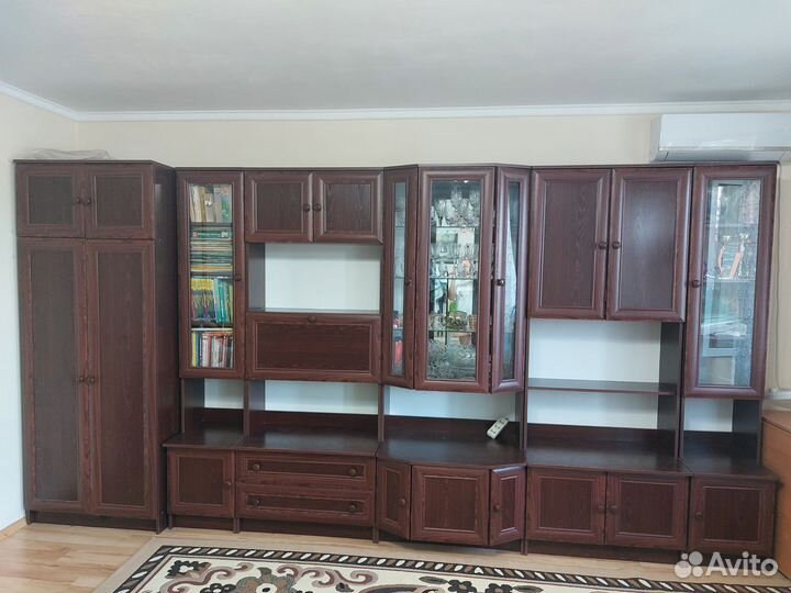 Мебельная стенка бу